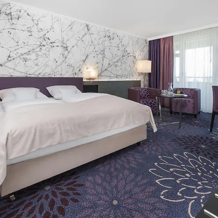 Maseven Si Centrum Ehem Si-suites