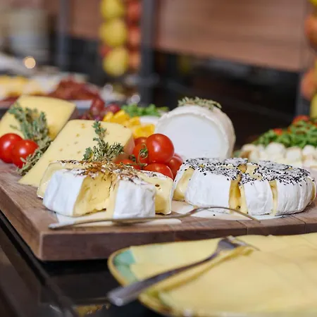 Maseven Si Centrum Ehem Si-suites 4* Estugarda
