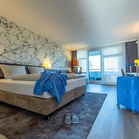 Maseven Si Centrum Ehem Si-suites アパートホテル