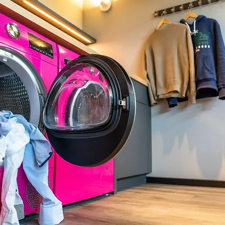 Maseven Si Centrum Ehem Si-suites شقة فندقية 4*