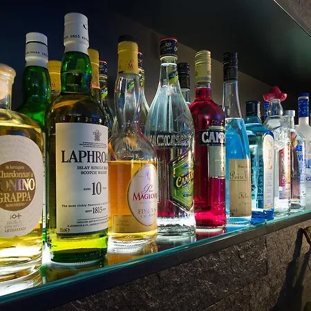 Si套房酒店 4*