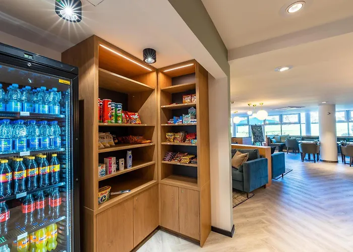 Maseven Si Centrum Ehem Si-suites