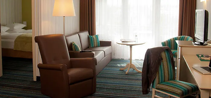 アパートホテル Maseven Si Centrum Ehem Si-suites 4*