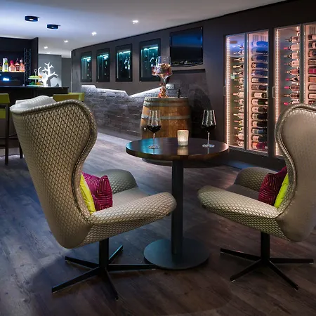 Maseven Si Centrum Ehem Si-suites