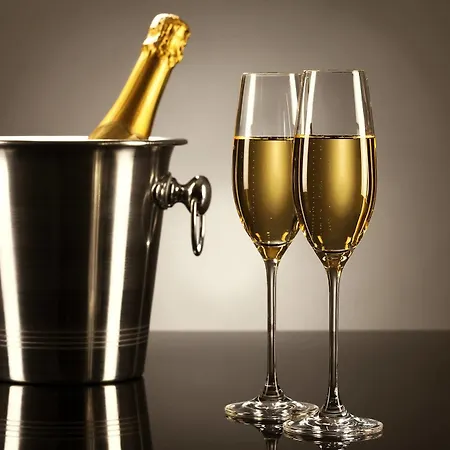 Maseven Si Centrum Ehem Si-suites Aparthotel